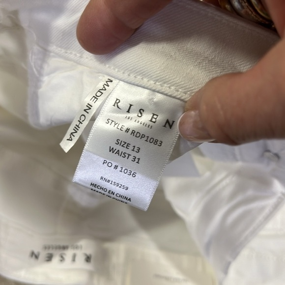 Risen NWT White Flare/Bootcut Jeans Size 31/13 - Picture 6 of 12